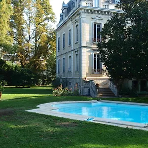 https://villa-magnolia-parc.hotels-rhonealpes.com